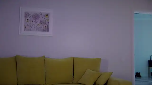 girl next door19 online show from January 30, 8:11 am