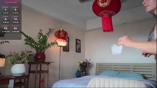 girl next door19 online show from February 8, 2:26 am