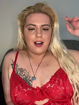 Snapshot of Blondiee3088 chatting on February 21, 2:59 pm Blondiee3088 online show from February 21, 2:59 pm