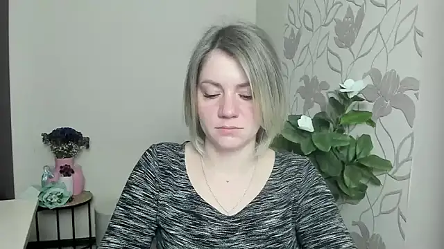 MariaSttone online show from March 18, 6:04 pm