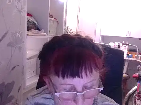 Snapshot of TanyaSweet634 chatting on January 15, 3:29 pm TanyaSweet634 online show from January 15, 3:29 pm