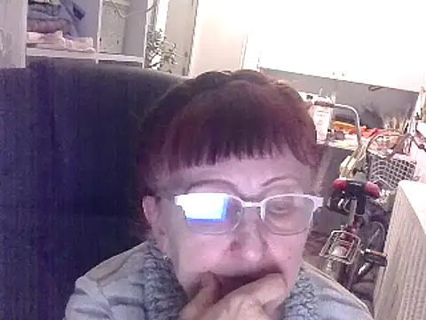 Snapshot of TanyaSweet634 chatting on February 5, 2:59 pm TanyaSweet634 online show from February 5, 2:59 pm