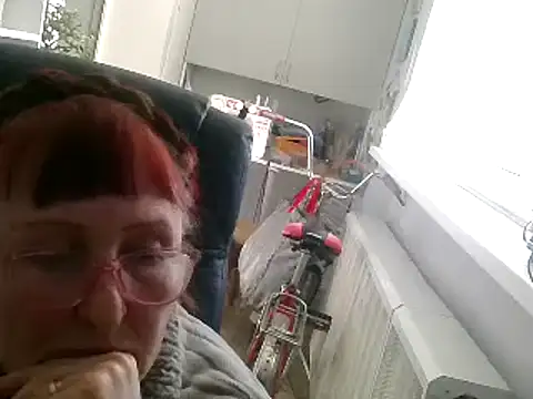 Snapshot of TanyaSweet634 chatting on February 23, 7:55 am TanyaSweet634 online show from February 23, 7:55 am