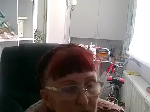 Snapshot of TanyaSweet634 chatting on February 25, 8:03 am TanyaSweet634 online show from February 25, 8:03 am