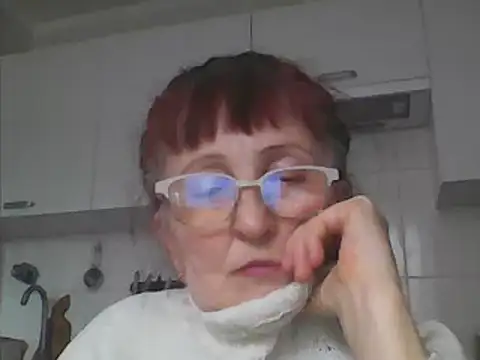 Snapshot of TanyaSweet634 chatting on March 4, 12:33 pm TanyaSweet634 online show from March 4, 12:33 pm