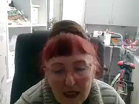 Snapshot of TanyaSweet634 chatting on March 20, 7:03 am TanyaSweet634 online show from March 20, 7:03 am