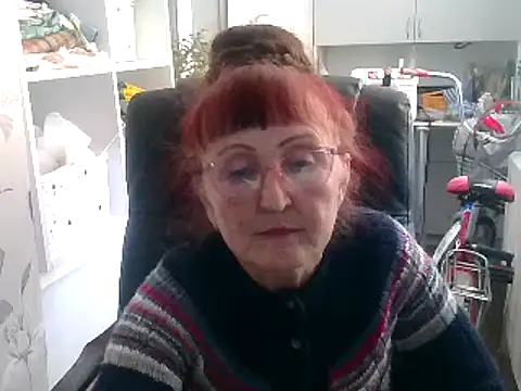 Snapshot of TanyaSweet634 chatting on March 21, 2:29 pm TanyaSweet634 online show from March 21, 2:29 pm