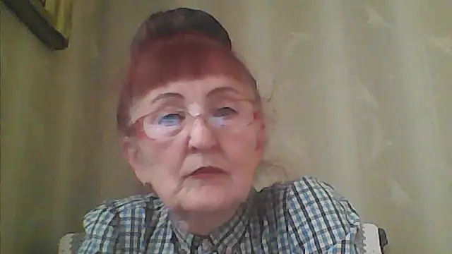 Snapshot of TanyaSweet634 chatting on September 13, 5:40 am TanyaSweet634 online show from September 13, 5:40 am