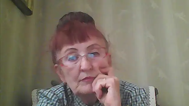 Snapshot of TanyaSweet634 chatting on September 15, 5:40 am TanyaSweet634 online show from September 15, 5:40 am