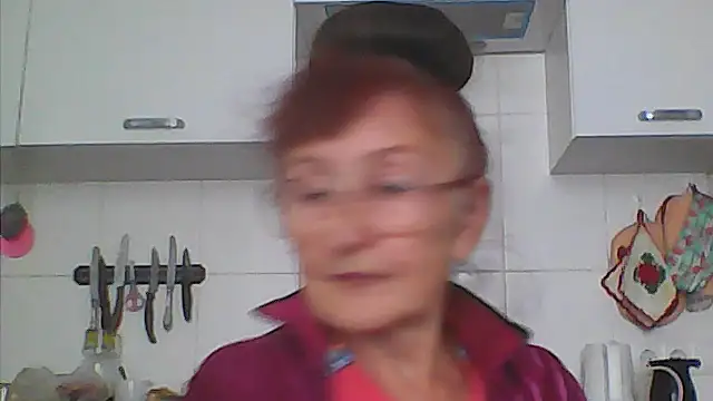 Snapshot of TanyaSweet634 chatting on September 17, 6:04 am TanyaSweet634 online show from September 17, 6:04 am