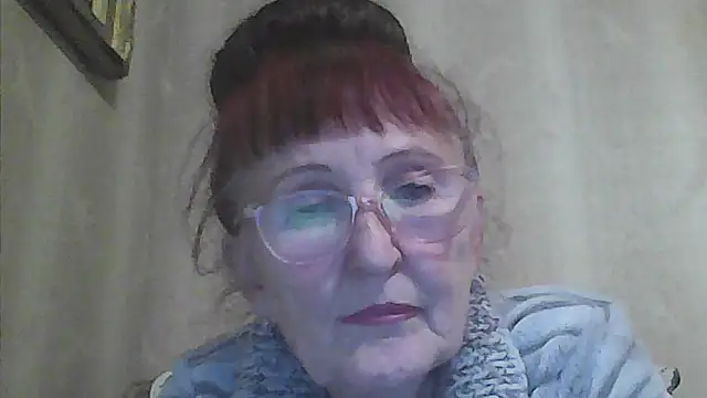 Snapshot of TanyaSweet634 chatting on October 8, 3:20 pm TanyaSweet634 online show from October 8, 3:20 pm
