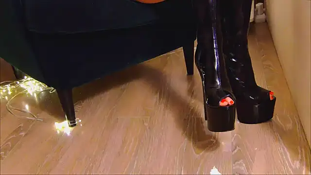 FeetVibe online show from March 8, 9:28 am