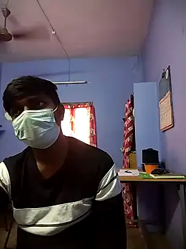 Tamilandteluguboy14 online show from February 3, 11:09 am