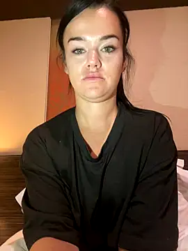 English-Chloe96 online show from November 8, 8:03 am