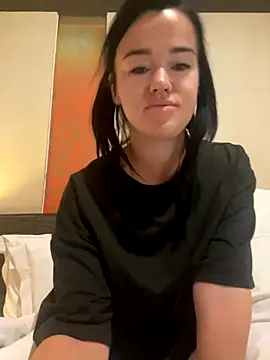 English-Chloe96 online show from November 15, 4:43 am