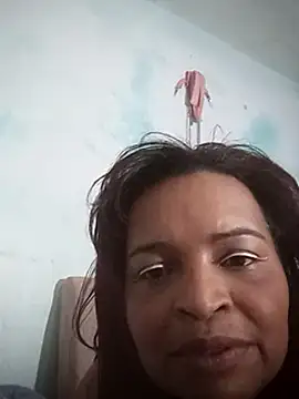 Snapshot of _violetta_- chatting on March 6, 1:27 am violetta - online show from March 6, 1:27 am