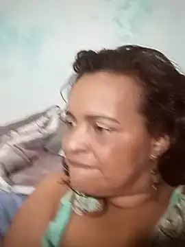 Snapshot of _violetta_- chatting on March 6, 4:30 am violetta - online show from March 6, 4:30 am