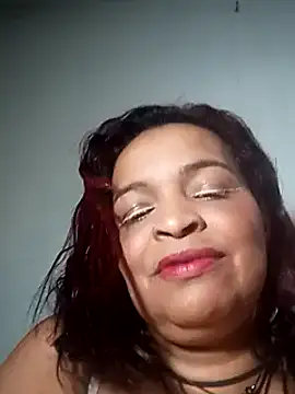 Snapshot of _violetta_- chatting on March 18, 6:26 pm violetta - online show from March 18, 6:26 pm