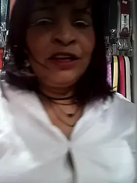 Snapshot of _violetta_- chatting on March 20, 10:07 pm violetta - online show from March 20, 10:07 pm