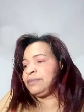 Snapshot of _violetta_- chatting on October 13, 1:05 am violetta - online show from October 13, 1:05 am