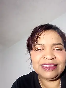 Snapshot of _violetta_- chatting on October 25, 12:13 pm violetta - online show from October 25, 12:13 pm