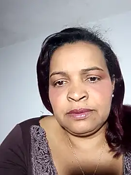 Snapshot of _violetta_- chatting on October 26, 12:49 am violetta - online show from October 26, 12:49 am