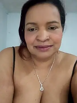 Snapshot of _violetta_- chatting on November 1, 12:51 pm violetta - online show from November 1, 12:51 pm