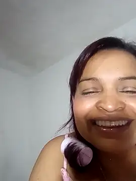 Snapshot of _violetta_- chatting on November 2, 1:08 am violetta - online show from November 2, 1:08 am