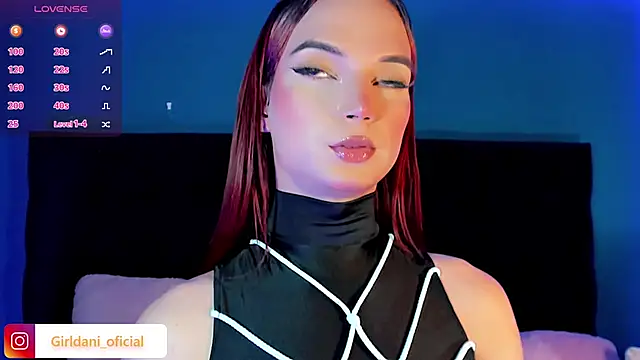 Liittle foxxxy online show from January 18, 7:17 am