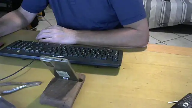 Snapshot of alkro63 chatting on October 23, 6:17 pm alkro63 online show from October 23, 6:17 pm