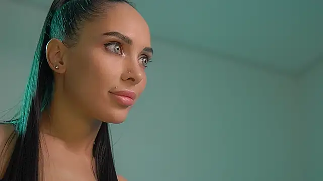 Snapshot of Mila_May_ chatting on October 20, 10:54 pm Mila May online show from October 20, 10:54 pm