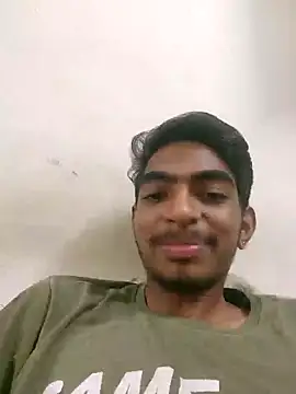 Snapshot of biggboyzz chatting on December 21, 1:42 pm biggboyzz online show from December 21, 1:42 pm