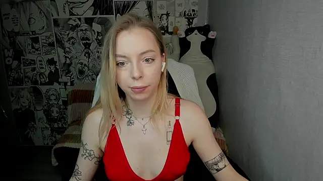 Snapshot of Martha_Cameron chatting on February 3, 12:15 am Martha Cameron online show from February 3, 12:15 am