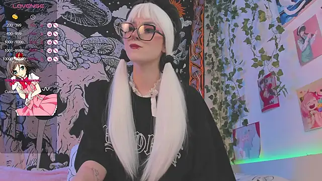 kissthasky online show from October 12, 7:02 pm