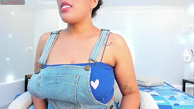 julietha taylor online show from March 4, 2:27 am