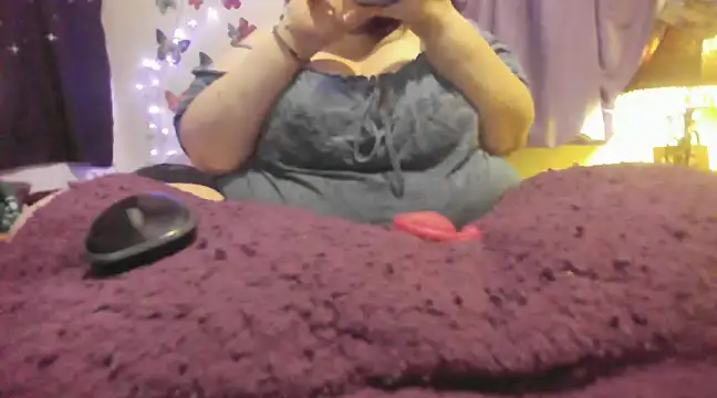 Alli Kat online show from January 2, 9:00 am