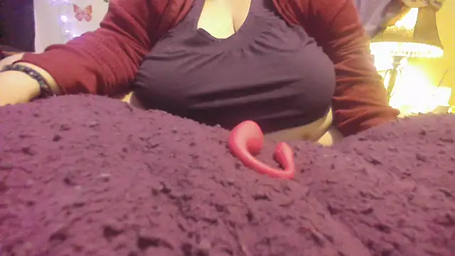 Alli Kat online show from February 11, 7:33 am