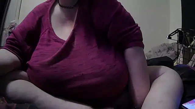 Snapshot of Alli_Kat chatting on November 9, 9:29 am Alli Kat online show from November 9, 9:29 am