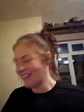 Snapshot of 420Curvybabe chatting on February 24, 6:04 pm 420Curvybabe online show from February 24, 6:04 pm