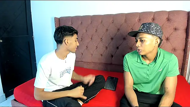 boys yourparty online show from October 9, 1:09 pm