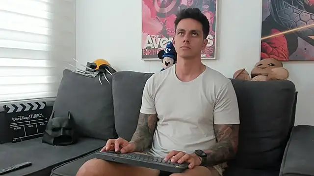 JeanBroc online show from December 5, 7:54 pm