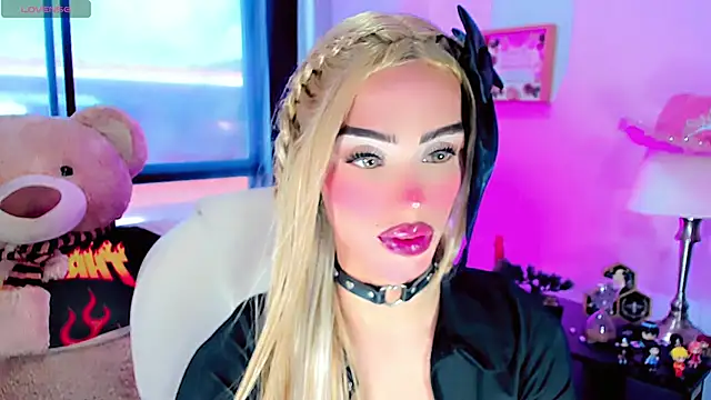 dollswit01 online show from January 20, 8:18 pm