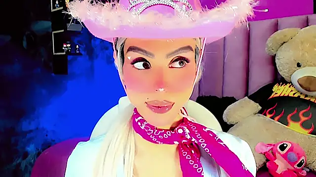 dollswit01 online show from February 22, 10:31 pm