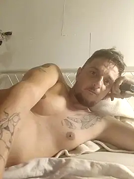 Snapshot of fuego3400 chatting on December 11, 8:15 am fuego3400 online show from December 11, 8:15 am