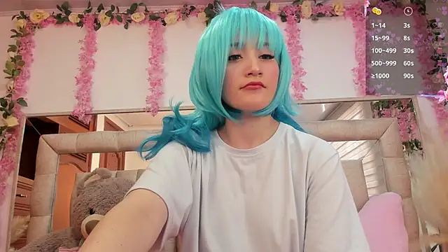 Maavca  online show from March 8, 8:03 pm