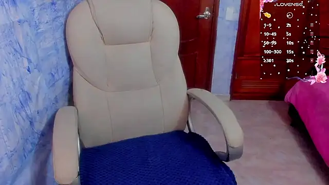 Maavca  online show from January 14, 8:03 pm