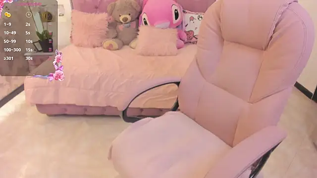 Maavca  online show from April 16, 8:42 pm