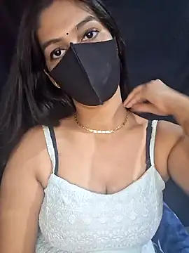 Garima G online show from January 11, 10:40 am