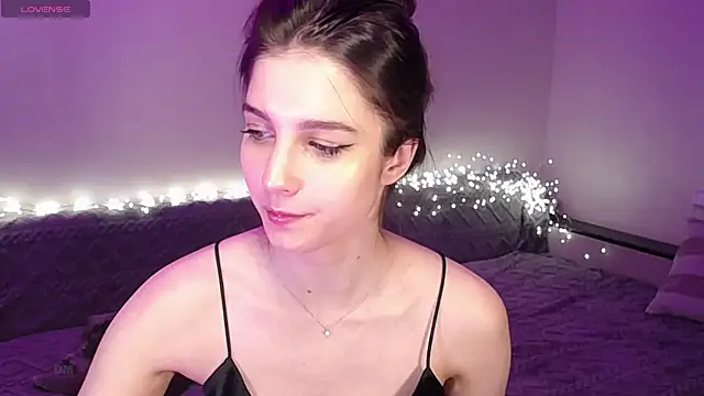 Snapshot of Abigail_Wills chatting on November 22, 5:56 pm Abigail Wills online show from November 22, 5:56 pm