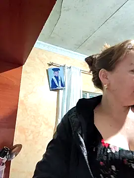 sussy 185 online show from March 1, 11:47 pm